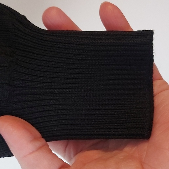 Givenchy Sport Eyelet Knit V Neck Sweater Ribbed Knit Cuffs Vintage Size 42 - Picture 3 of 6